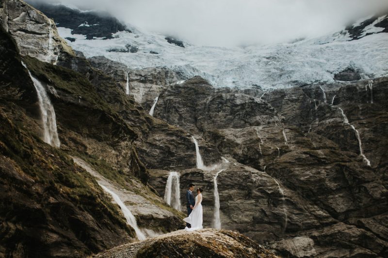 earnslaw burn prewedding iluminen bali wedding photographer new zealand connection session destination madelaine hendra queenstown lake tekapo milford sound south island roys peak mount nicholas