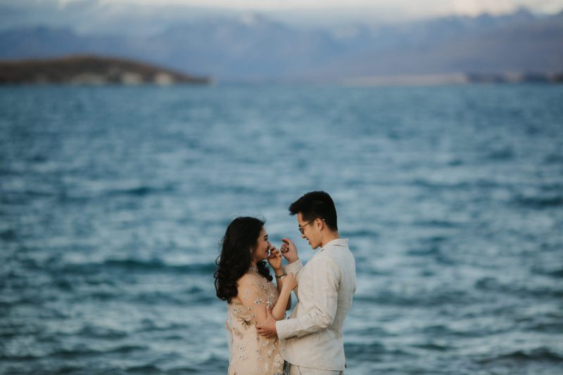 earnslaw burn prewedding iluminen bali wedding photographer new zealand connection session destination madelaine hendra queenstown lake tekapo milford sound south island roys peak mount nicholas