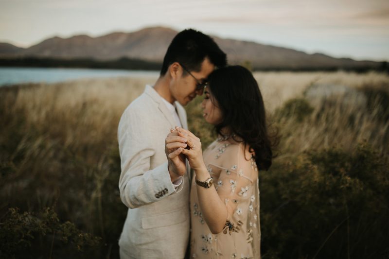 earnslaw burn prewedding iluminen bali wedding photographer new zealand connection session destination madelaine hendra queenstown lake tekapo milford sound south island roys peak mount nicholas