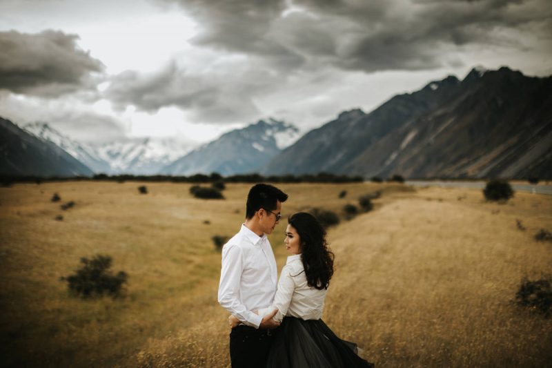 earnslaw burn prewedding iluminen bali wedding photographer new zealand connection session destination madelaine hendra queenstown lake tekapo milford sound south island roys peak mount nicholas