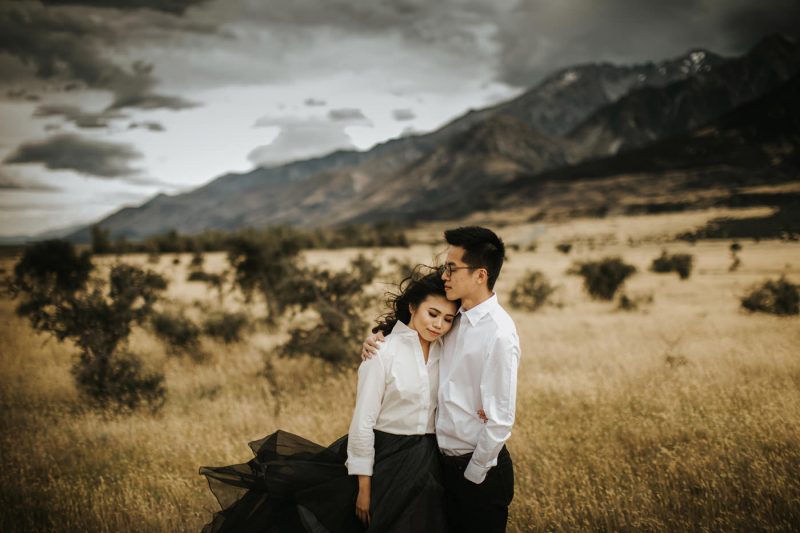 earnslaw burn prewedding iluminen bali wedding photographer new zealand connection session destination madelaine hendra queenstown lake tekapo milford sound south island roys peak mount nicholas