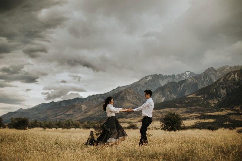 earnslaw burn prewedding iluminen bali wedding photographer new zealand connection session destination madelaine hendra queenstown lake tekapo milford sound south island roys peak mount nicholas