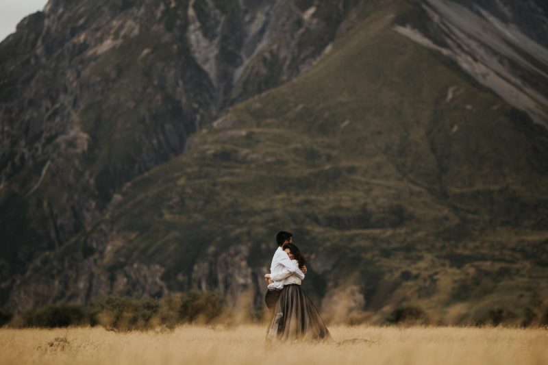 earnslaw burn prewedding iluminen bali wedding photographer new zealand connection session destination madelaine hendra queenstown lake tekapo milford sound south island roys peak mount nicholas