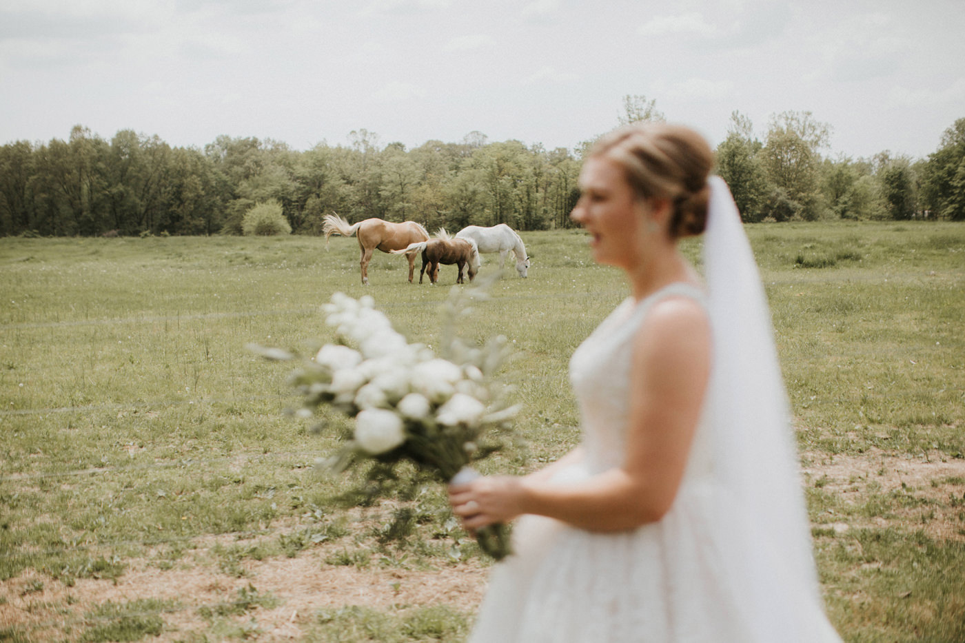 chicago wedding sadie brent iluminen bali photography destination photographer america countryside