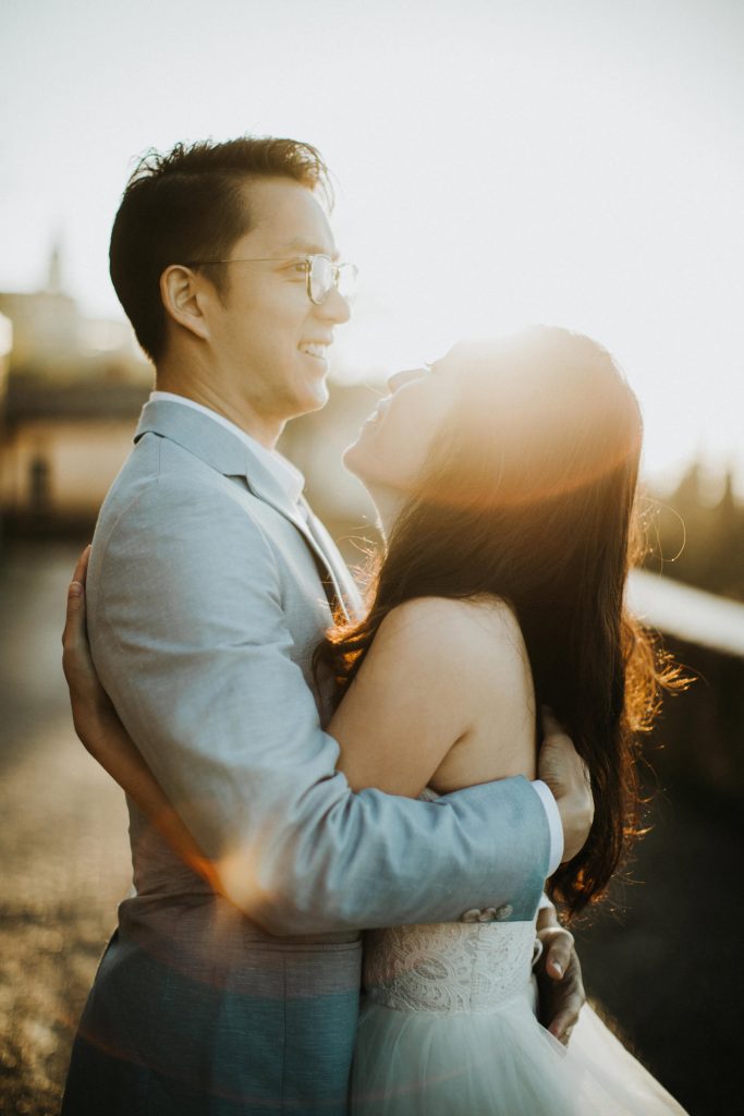 italy-prewedding-intimate-outdoor-session-wedding-photographer-beautiful-artistic-terri-travins