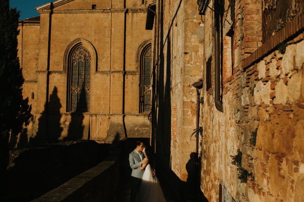 italy-prewedding-intimate-outdoor-session-wedding-photographer-beautiful-artistic-terri-travins