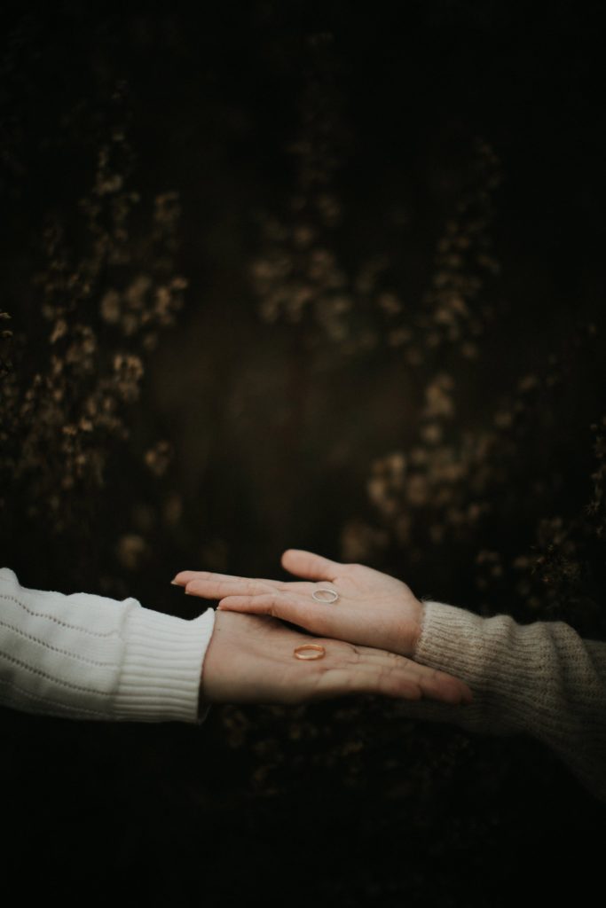 italy-prewedding-intimate-outdoor-session-wedding-photographer-beautiful-artistic-terri-travins