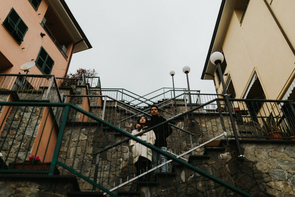 italy-prewedding-intimate-outdoor-session-wedding-photographer-beautiful-artistic-terri-travins