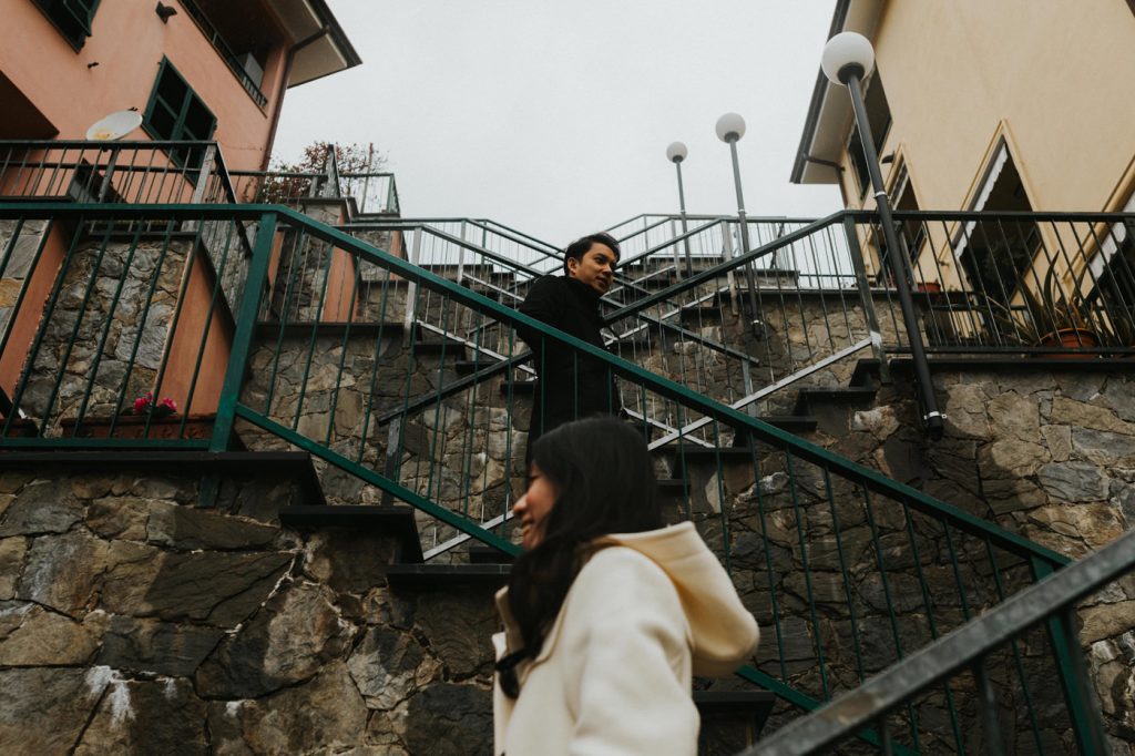 italy-prewedding-intimate-outdoor-session-wedding-photographer-beautiful-artistic-terri-travins