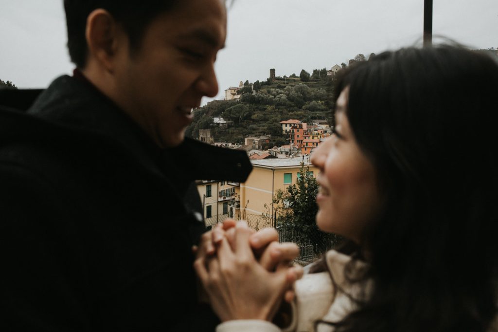 italy-prewedding-intimate-outdoor-session-wedding-photographer-beautiful-artistic-terri-travins